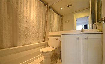Royal Stays Suites - Blue Jays Way Toronto Exterior foto