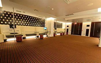 Royal Stays Suites - Blue Jays Way Toronto Exterior foto